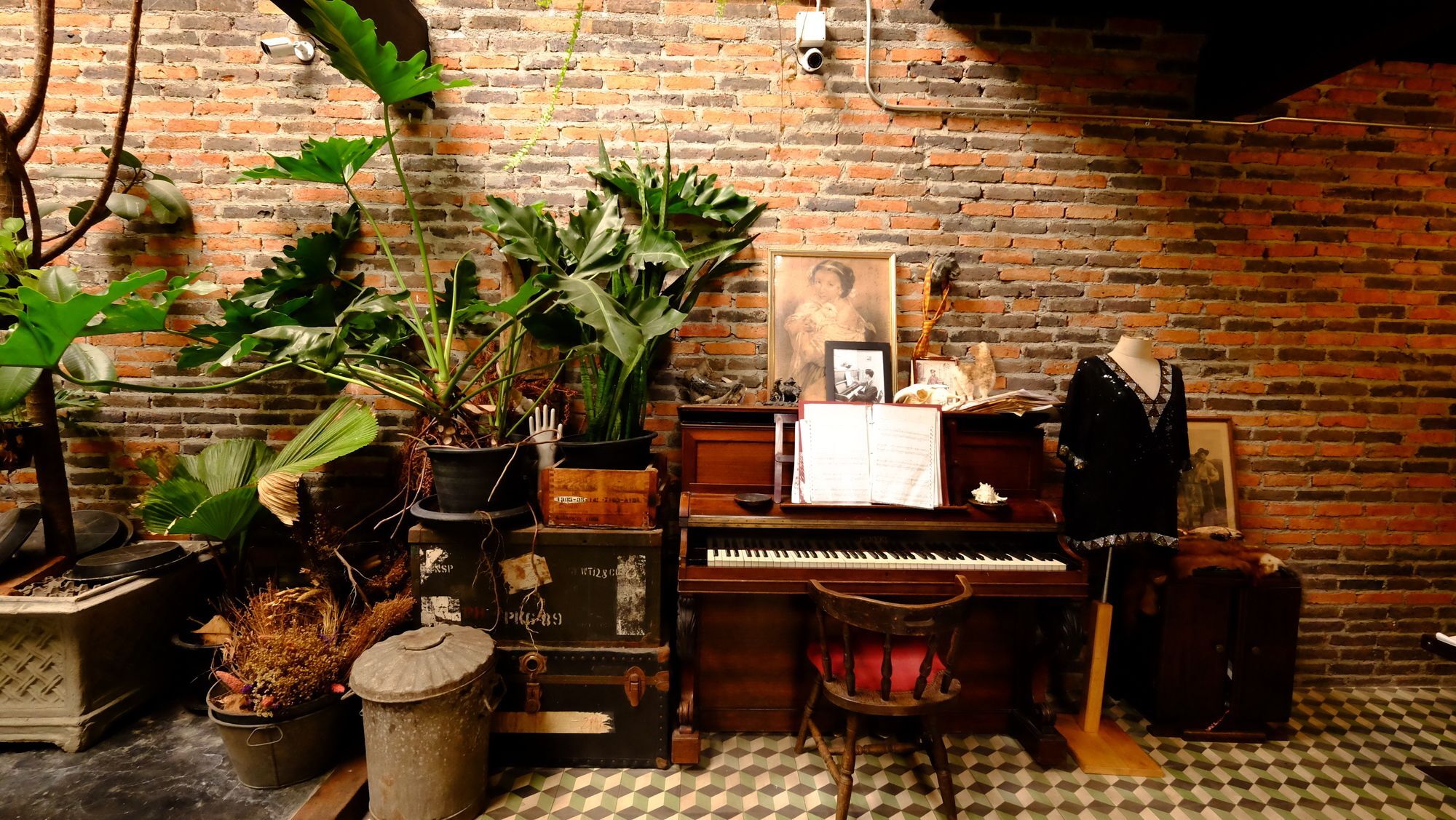 J No.14 Bed & Breakfast Bangkok Exterior photo